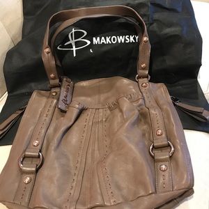 B. Makowsky Leather Shoulder Bag Brown/Taupe